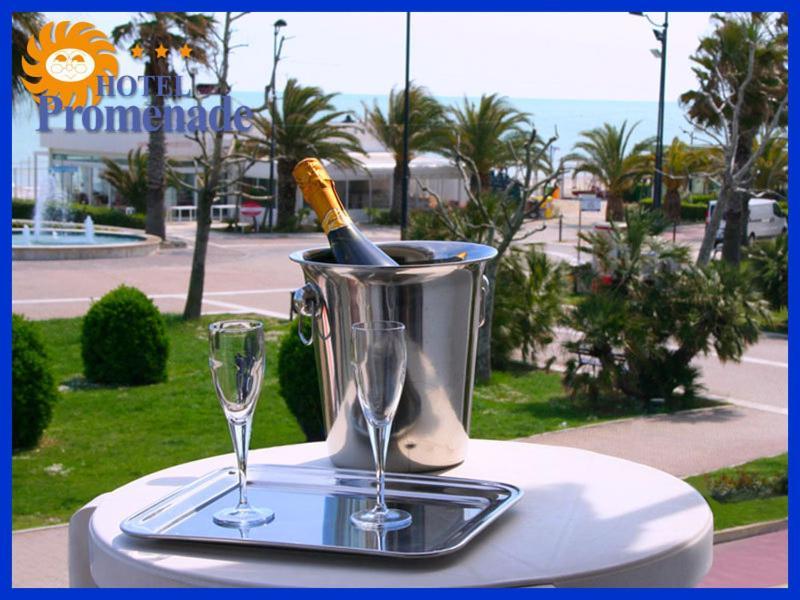 Hotel Promenade Porto SantʼElpidio Kamer foto